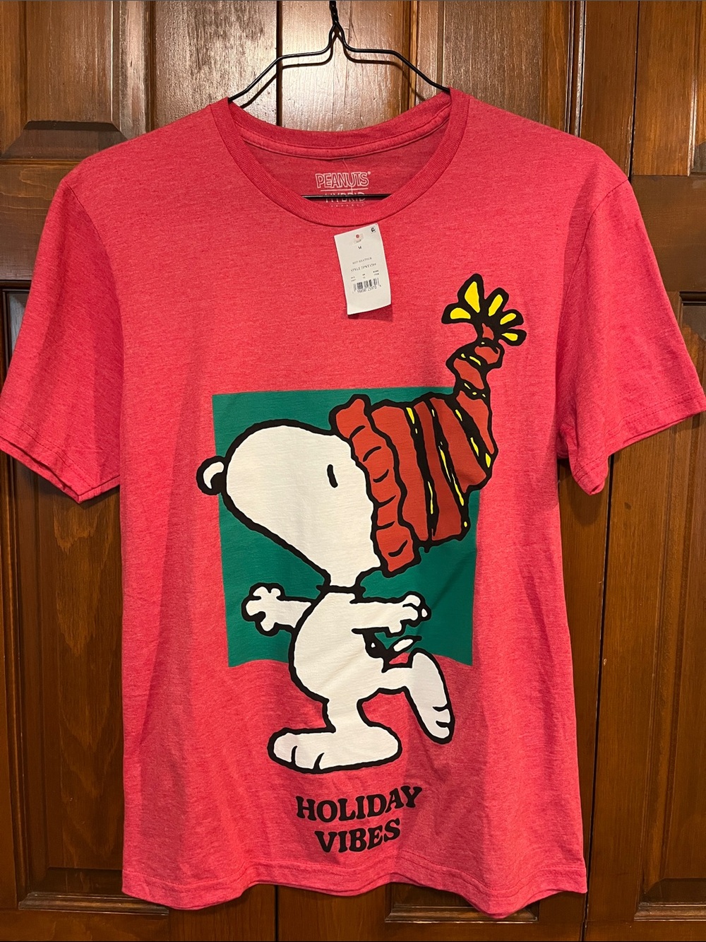 NWT Peanuts Snoopy Holiday Vibes Red Heather Graphic Tee T-Shirt Size Medium